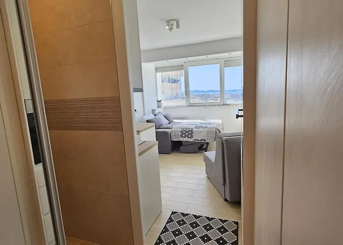 Apartment, 11th Floor, Excellent Location - Apartman *